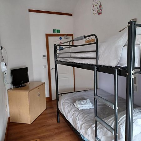 Voyage Hostel - Rooms With Shared Kitchen ダグラス エクステリア 写真